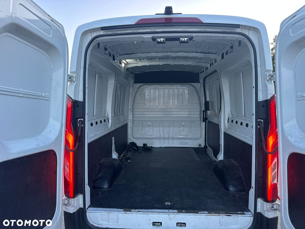 Maxus e-DELIVER 9 _ 100% ELEKTRYCZNY _ 2024 _ Bogata Wersja - 19