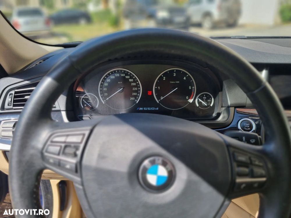 BMW Seria 5 520d xDrive Touring Aut. - 12
