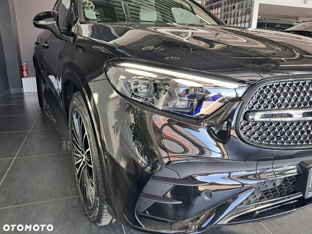 Mercedes-Benz GLC - 18