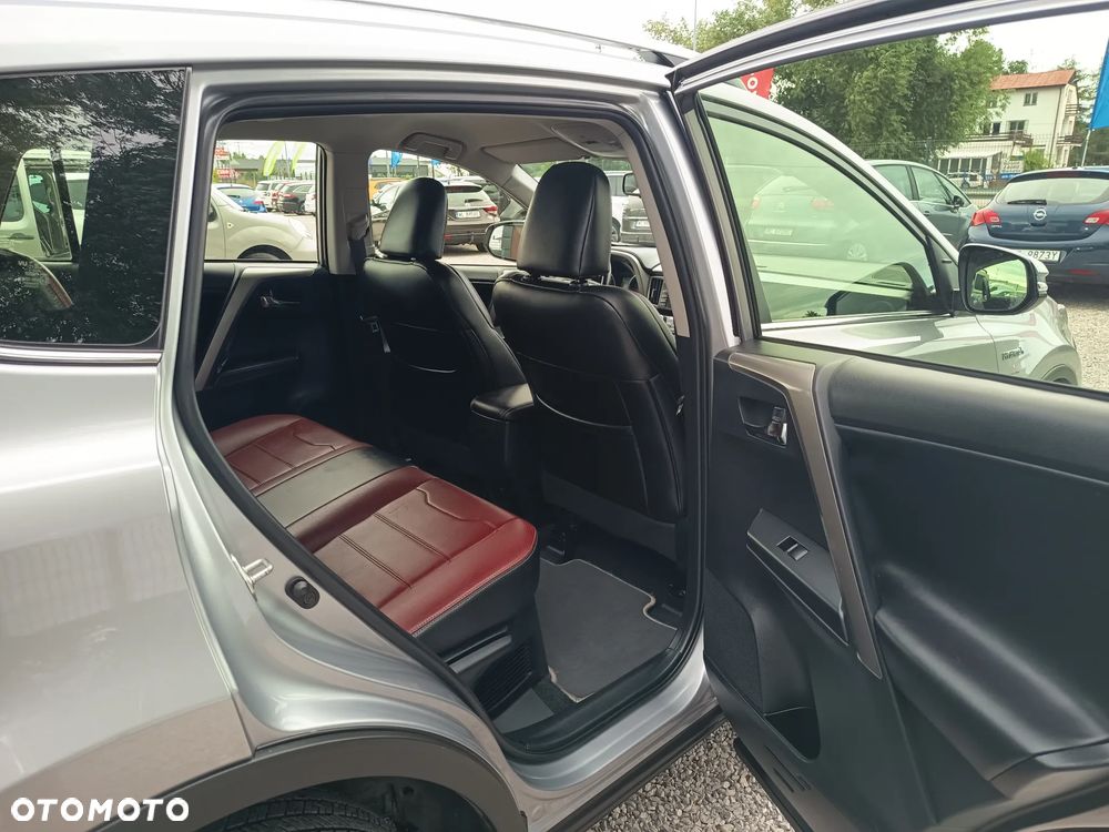 Toyota RAV4 Hybrid Premium 4x2 - 36