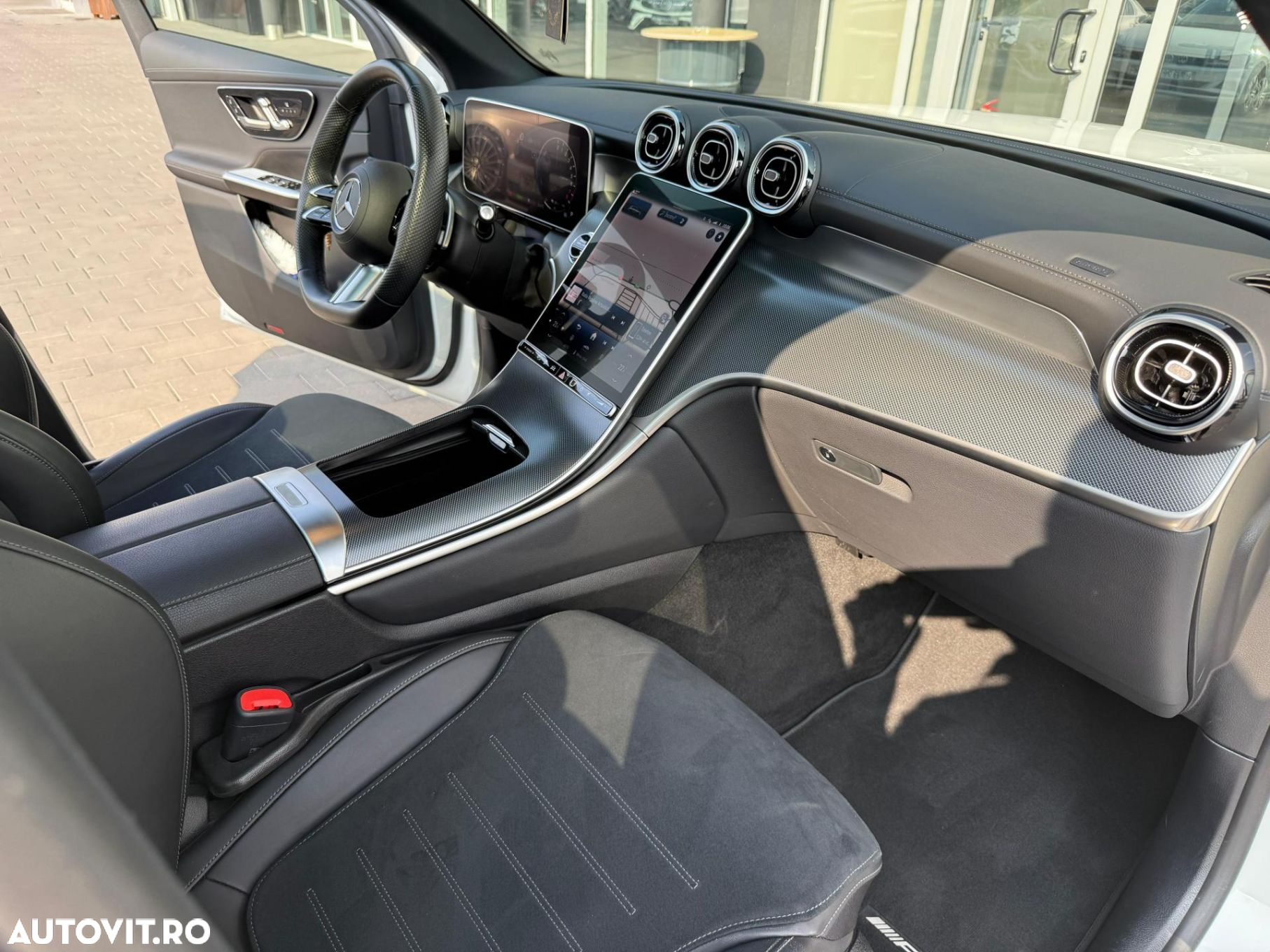 Mercedes-Benz GLC 300 e 4MATIC - 18