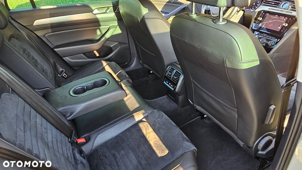 Volkswagen Passat 2.0 TDI BMT SCR 4Mot Highline DSG7 - 9