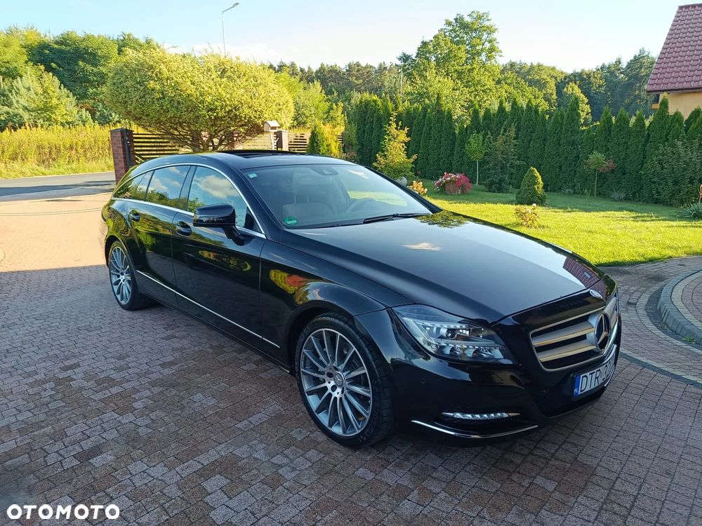 Mercedes-Benz CLS - 38