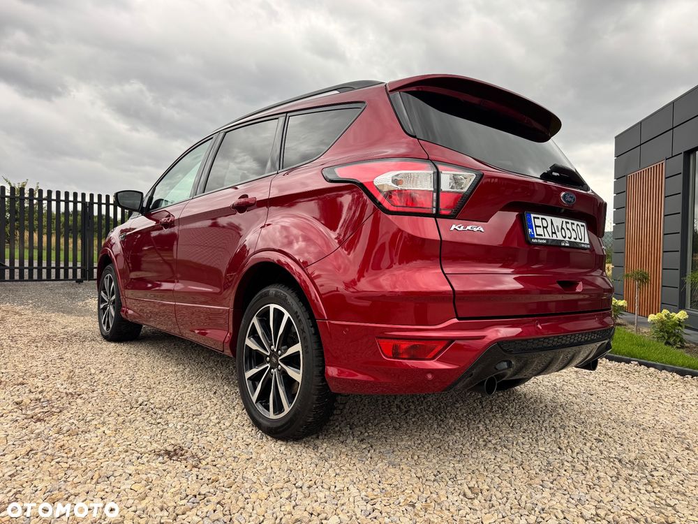 Ford Kuga 1.5 EcoBoost 2x4 ST-Line - 15