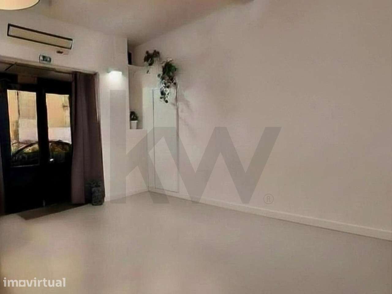 Espaço Comercial no Bairro Alto – Remodelado e com Localização Premium - Grande imagem: 4/7