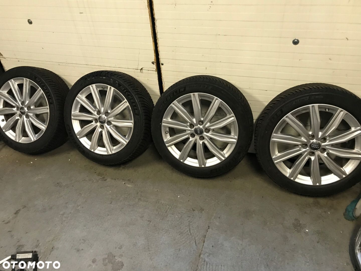 ALUMINIOWE FELGI 4K0601025M AUDI A6 C8 245/45/19 - 1