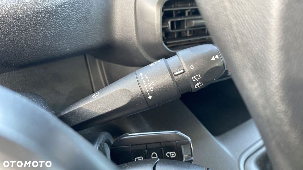 Peugeot Rifter 1.5 BlueHDI Active Pack S&S - 17
