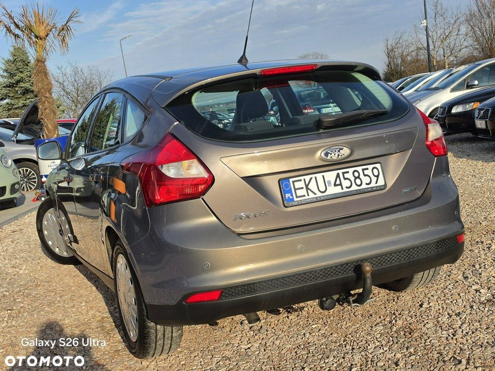 Ford Focus - 26