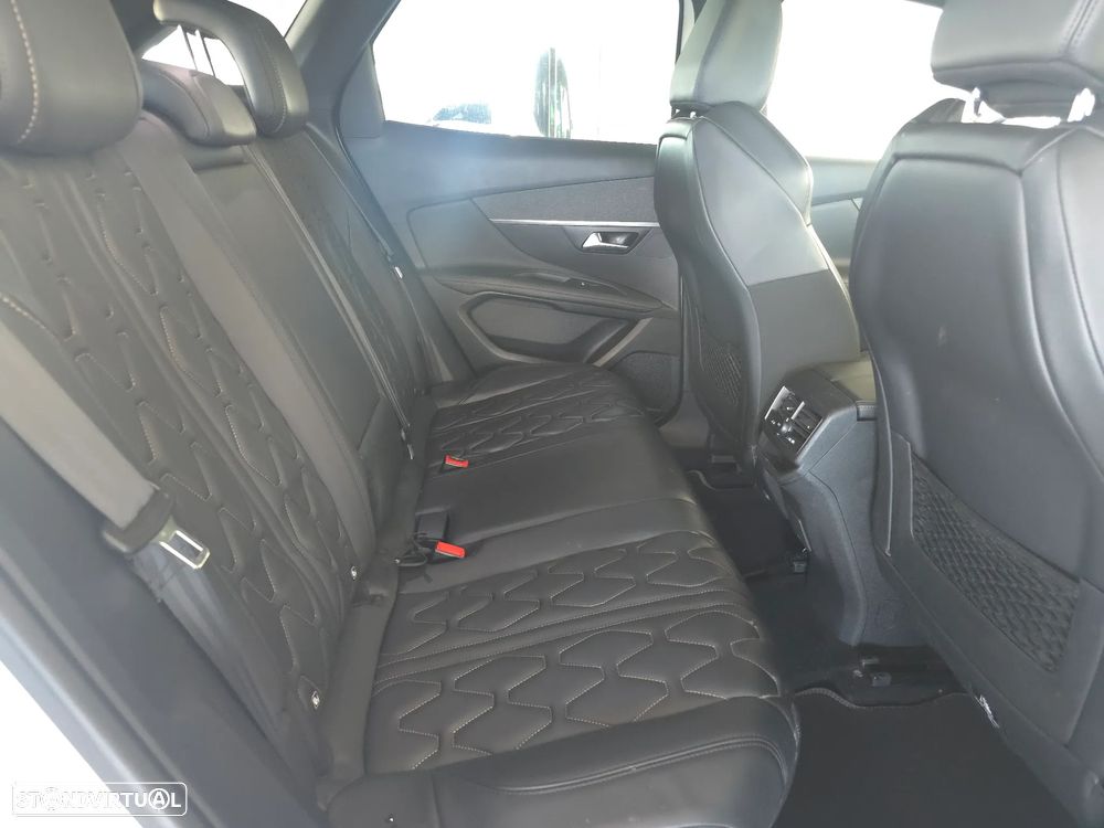 Peugeot 3008 BlueHDi 130 Stop & Start EAT8 GT Pack - 22