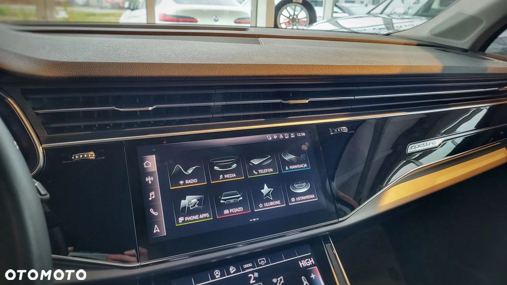 Audi Q7 - 12