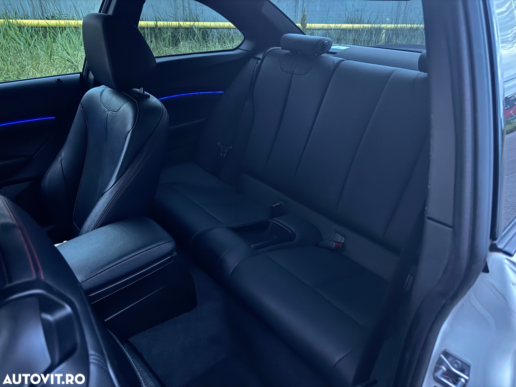 BMW Seria 2 220d - 21