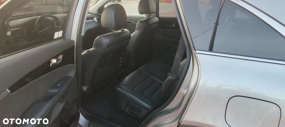 Kia Sorento 2.0 CRDI L - 12