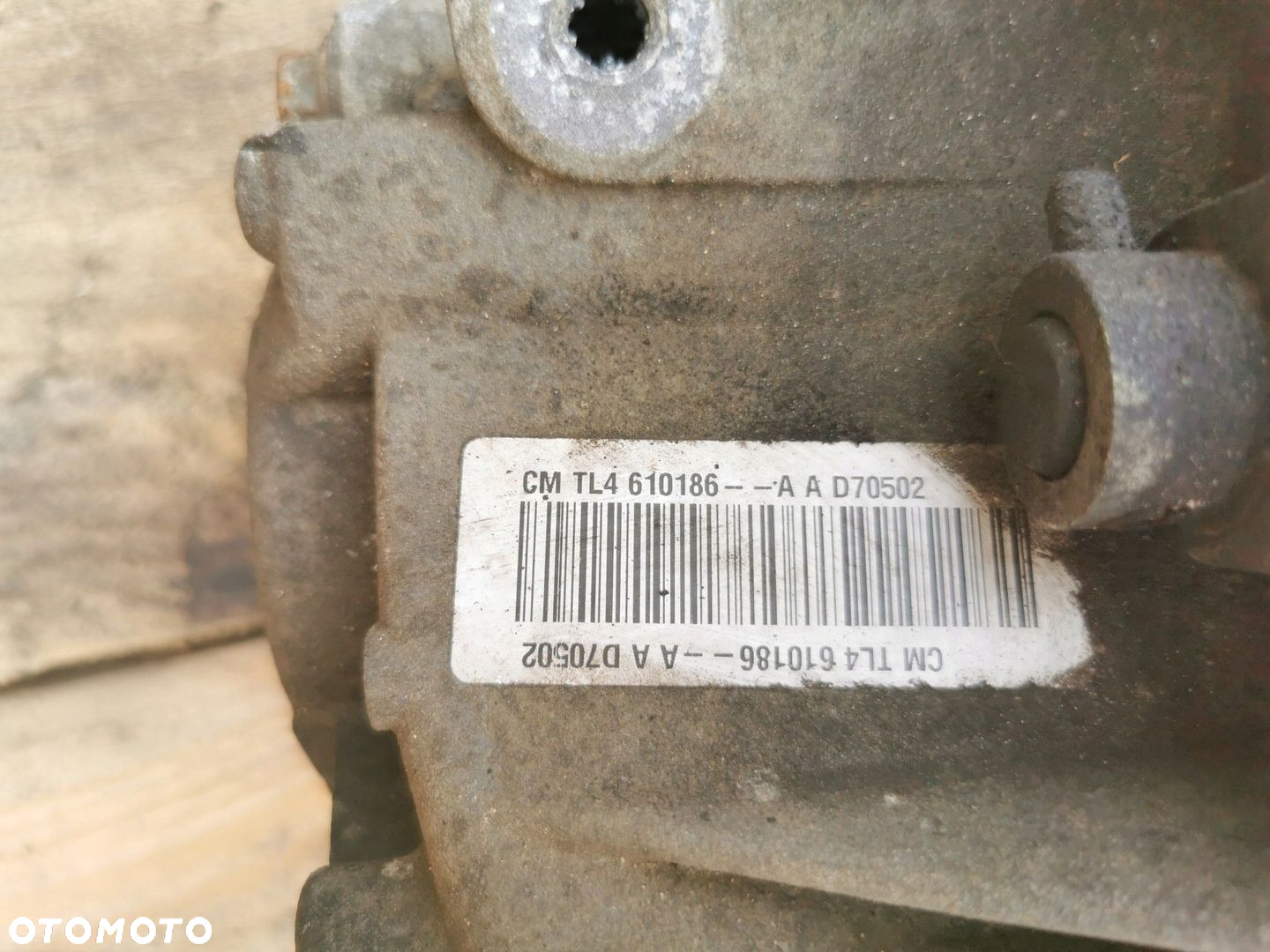 Nissan Qashqai skrzynia biegów TL4610186 6-biegowa 2.0 Benzyna 141KM 2007r - 4