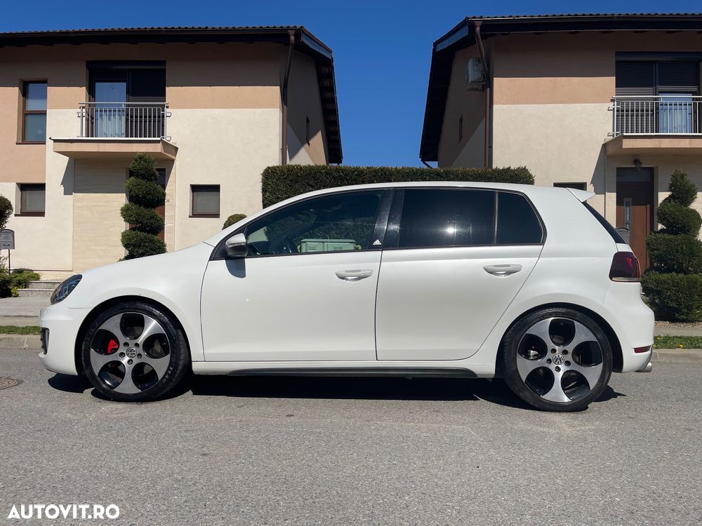 Volkswagen Golf - 4