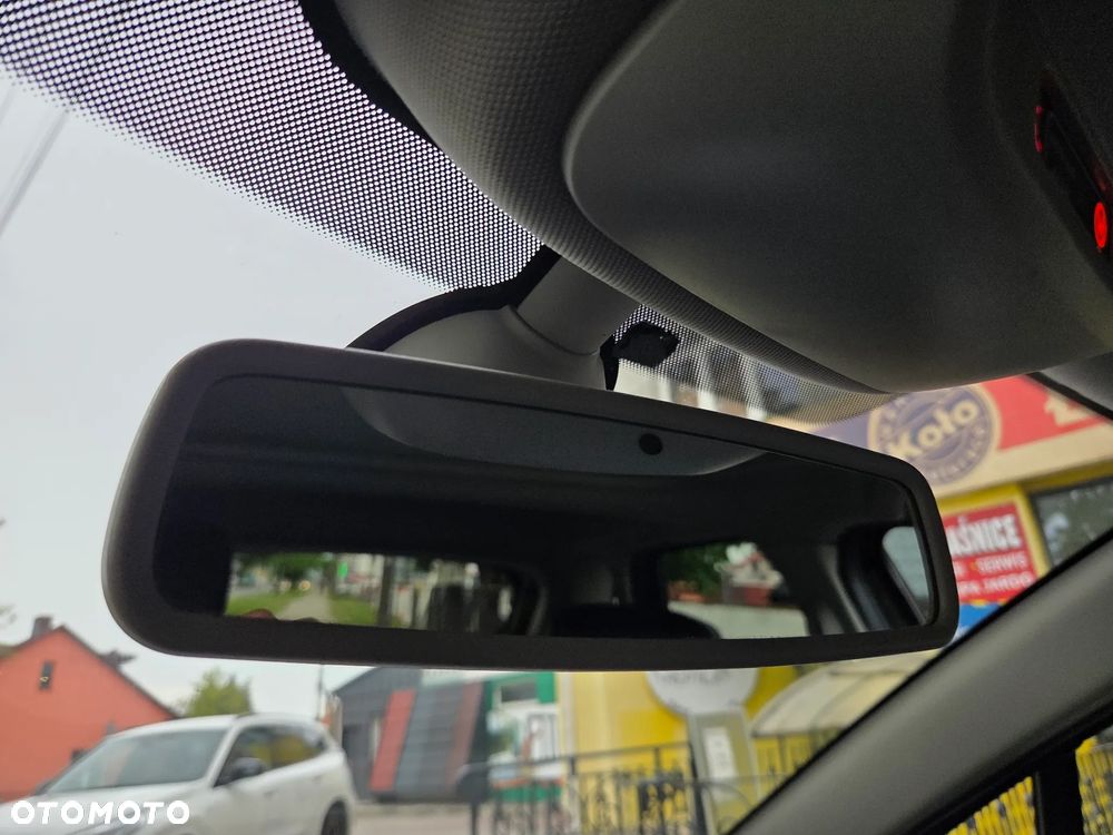 Renault Captur ENERGY TCe 120 EDC Intens - 22