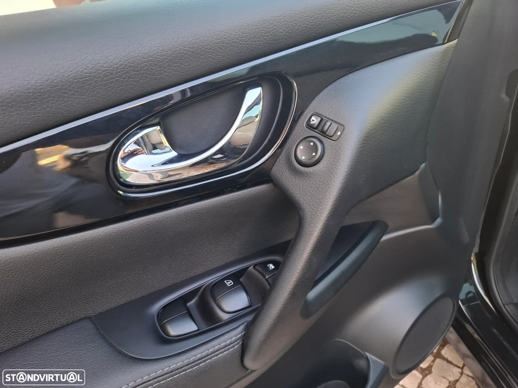 Nissan Qashqai 1.5 dCi Tekna Alcantara - 25