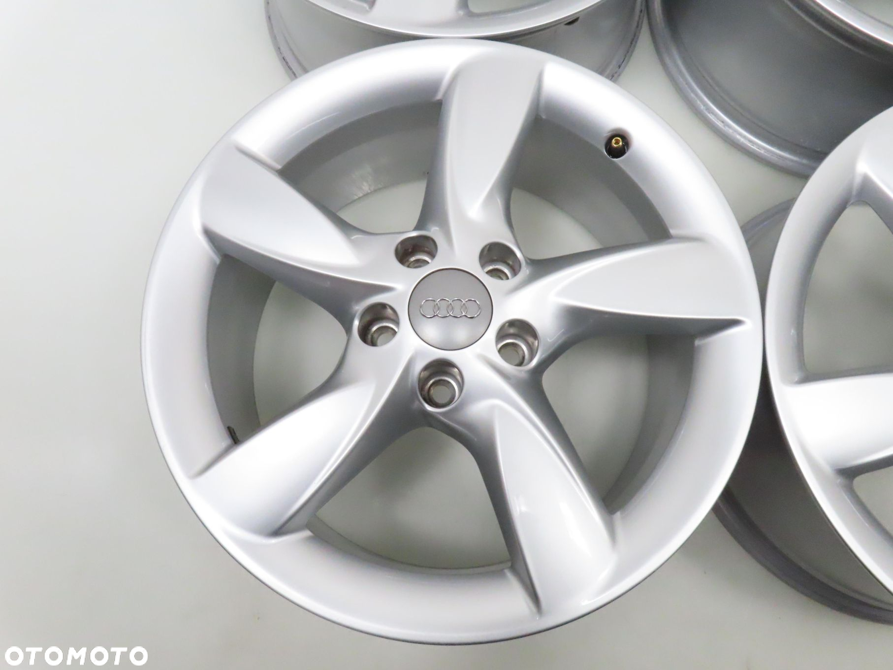 Alufelgi 17'' Audi A4 A6 5x112 7,5J ET37 4G0071497 - 5
