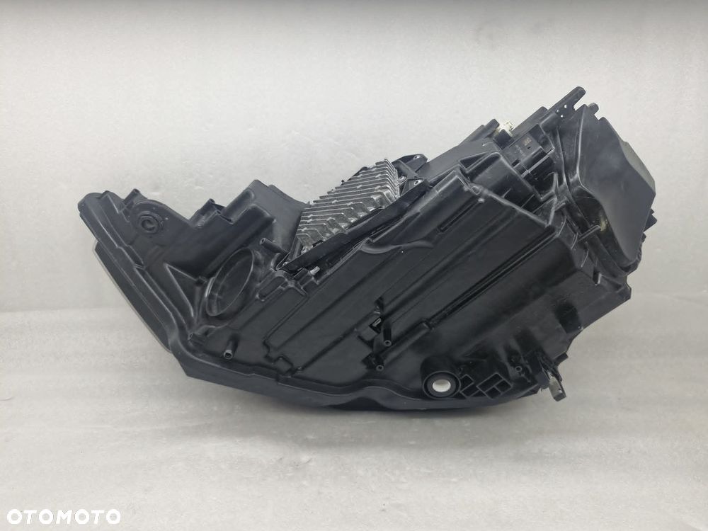 AUDI A6 S6 C8 K4 FULL LED LAMPA PRAWA PRZÓD 4K0941040 - 9