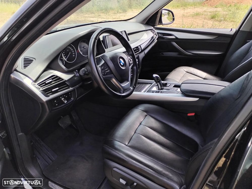 BMW X5 25 d sDrive Comfort 7L - 25