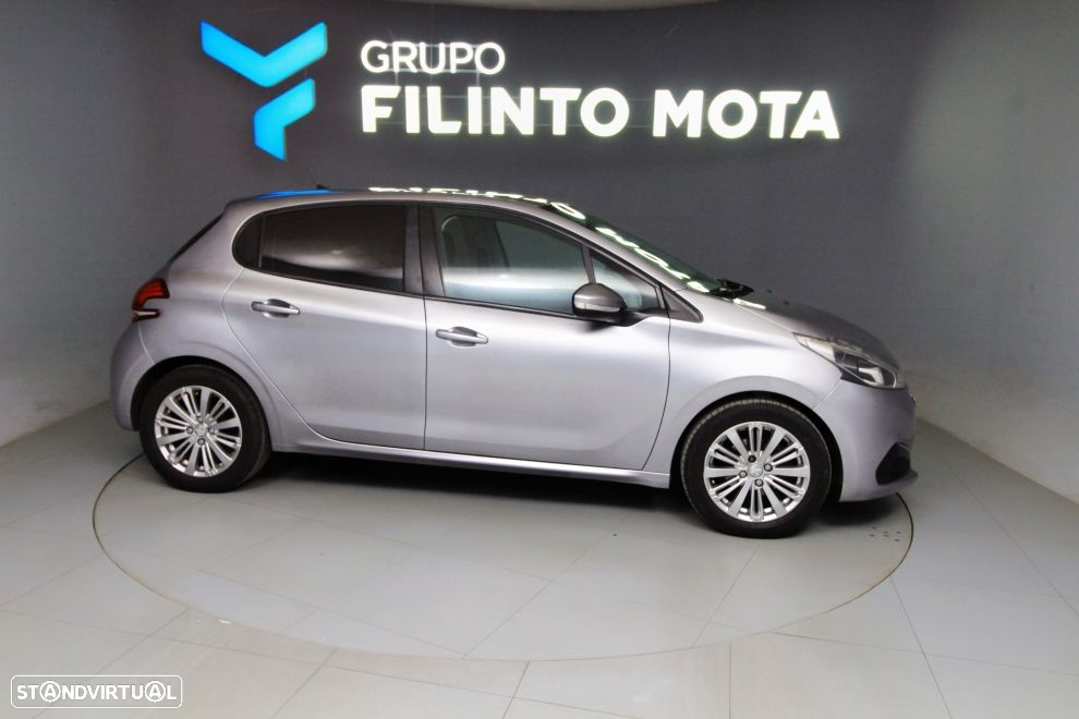 Peugeot 208 1.2 PureTech Active - 9
