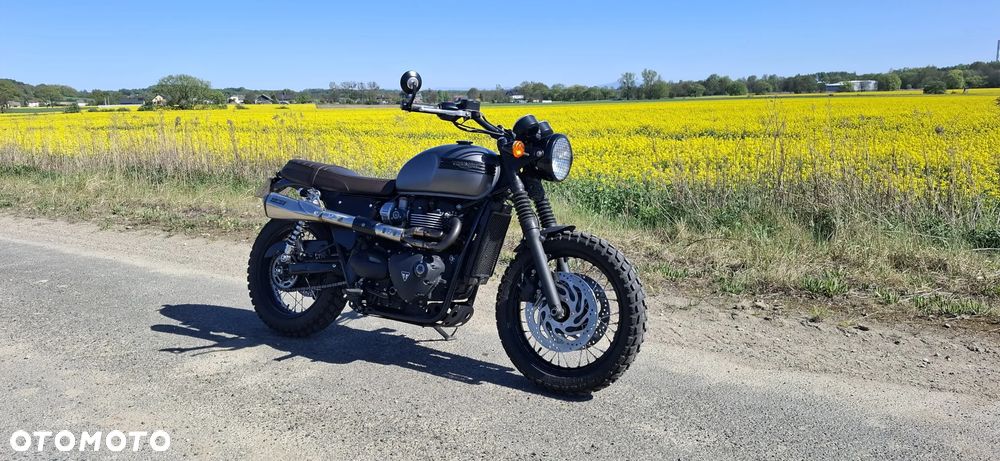 Triumph Bonneville - 7