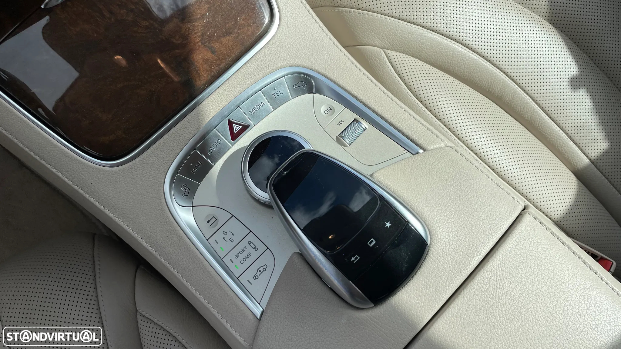 Mercedes-Benz S 300 BlueTEC Hybrid - 14