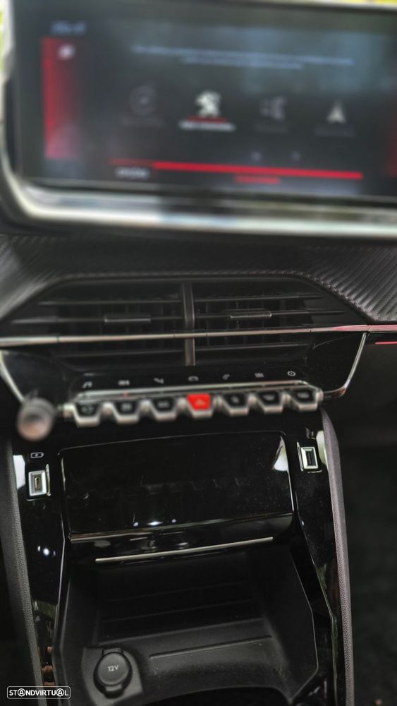 Peugeot 208 1.2 PureTech GT Line EAT8 - 19