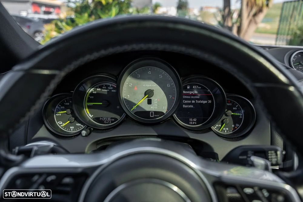 Porsche Cayenne S E-Hybrid - 13