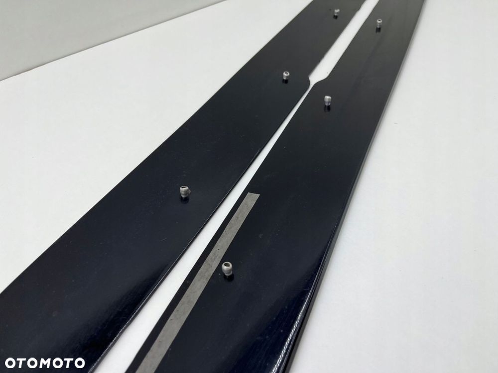BMW 5 F10 BOCZNE DOKŁADKI LISTWY POD PROGI KOMPLET - 4