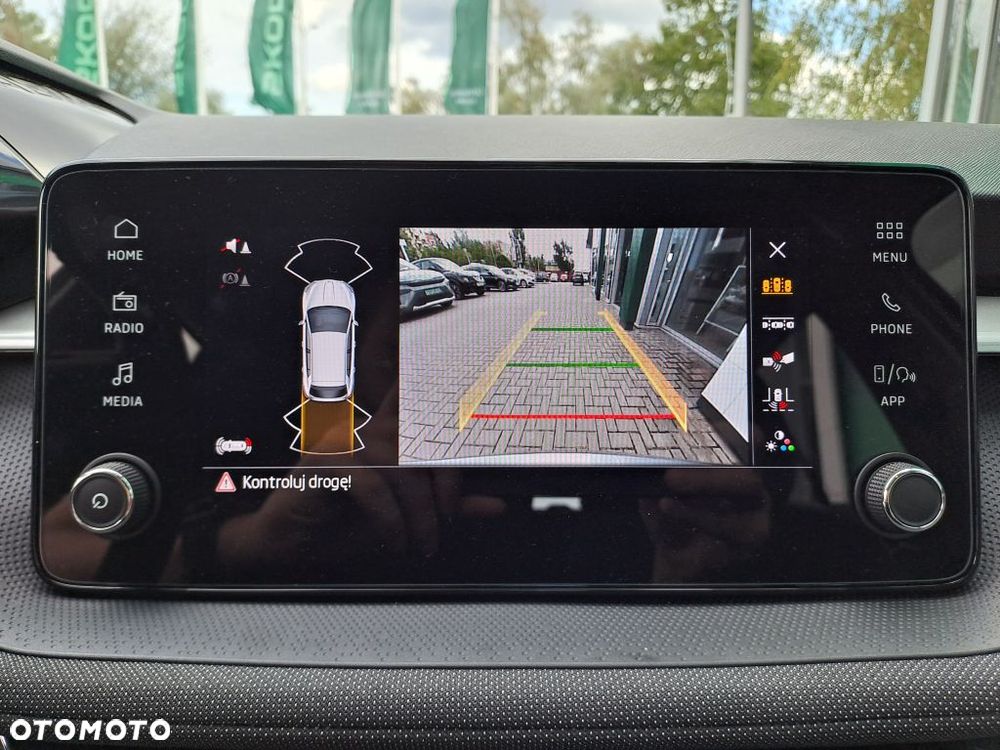 Skoda Fabia 1.0 TSI Drive - 17