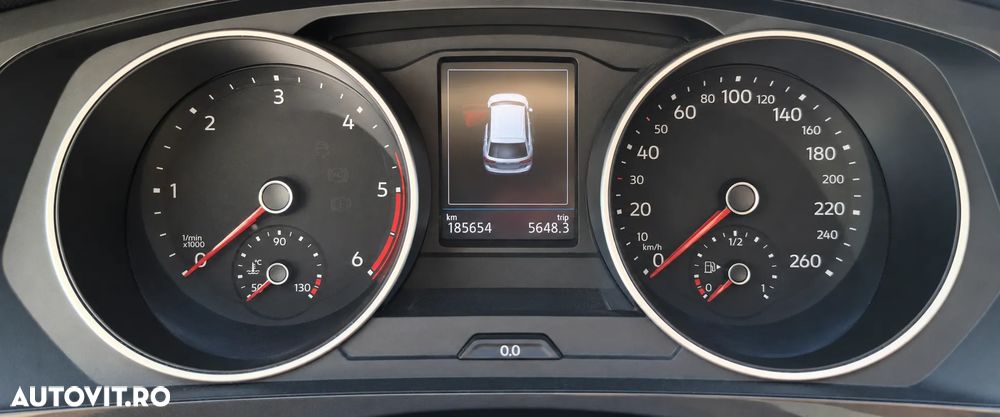 Volkswagen Tiguan - 13