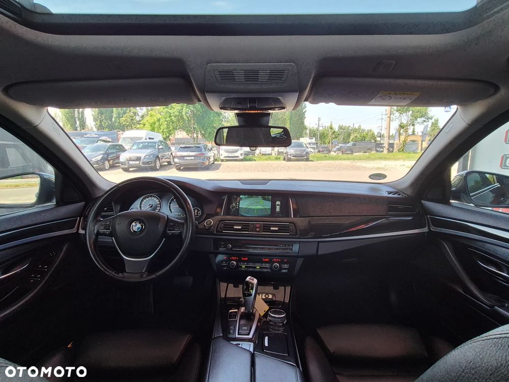 BMW Seria 5 535d - 33