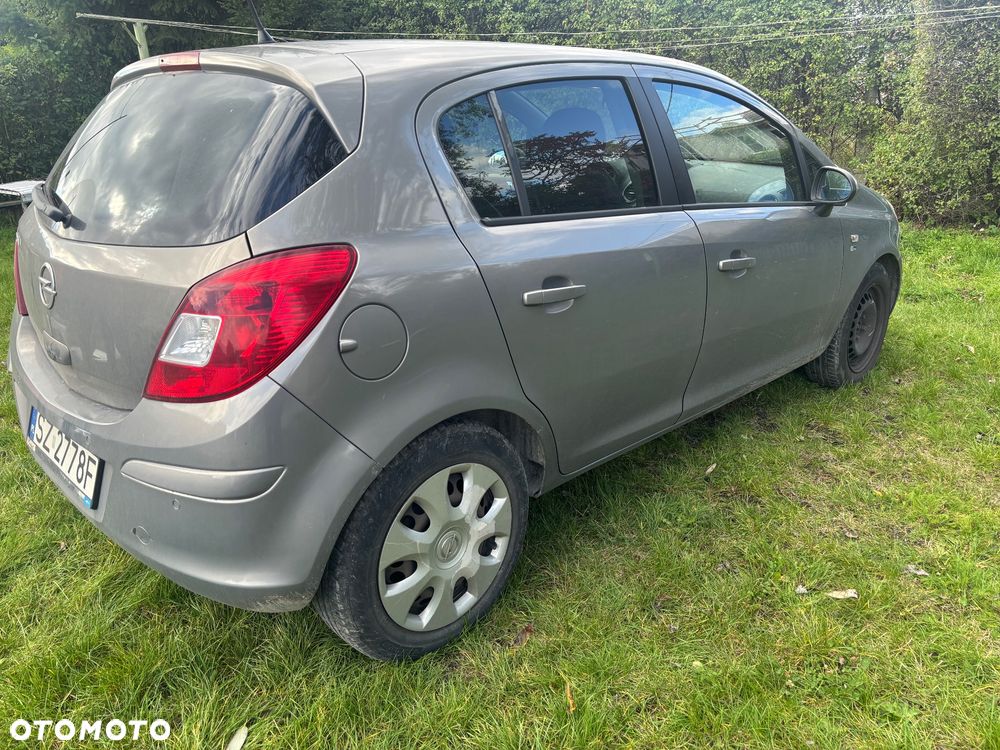 Opel Corsa - 2