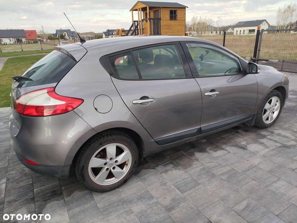 Renault Megane 1.6 16V Dynamique - 11