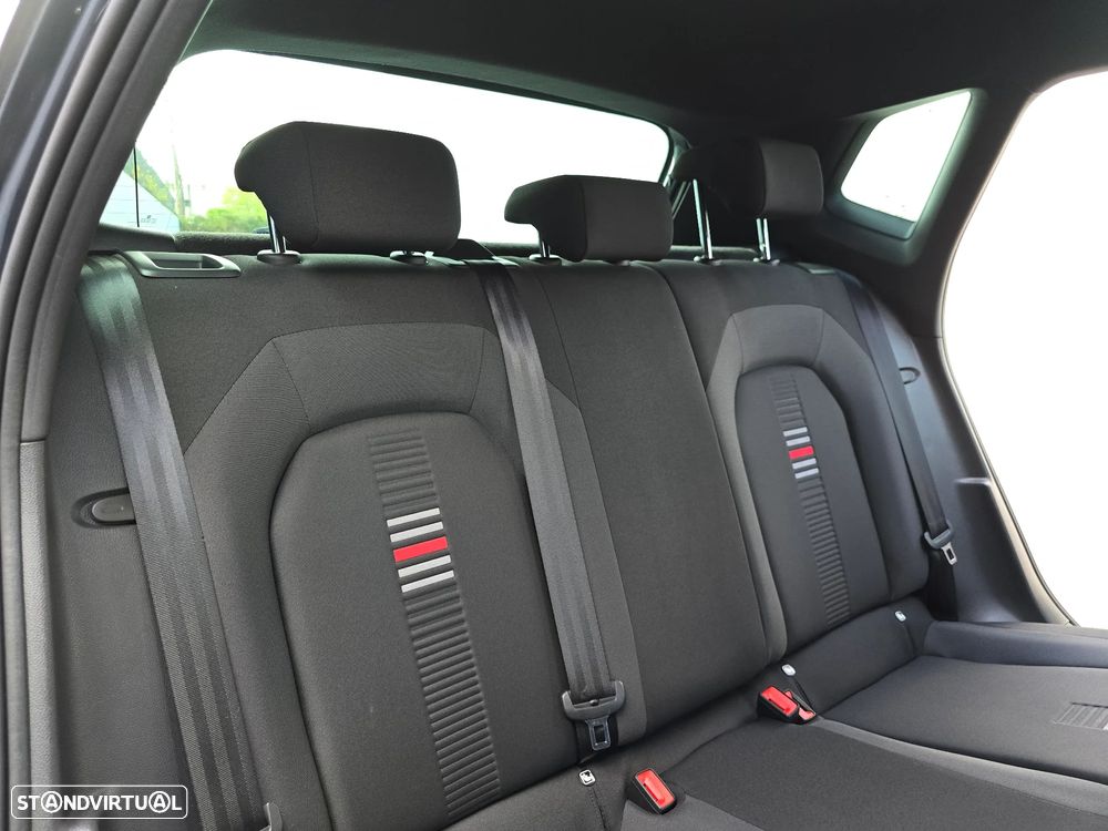 SEAT Arona 1.0 TSI FR - 38