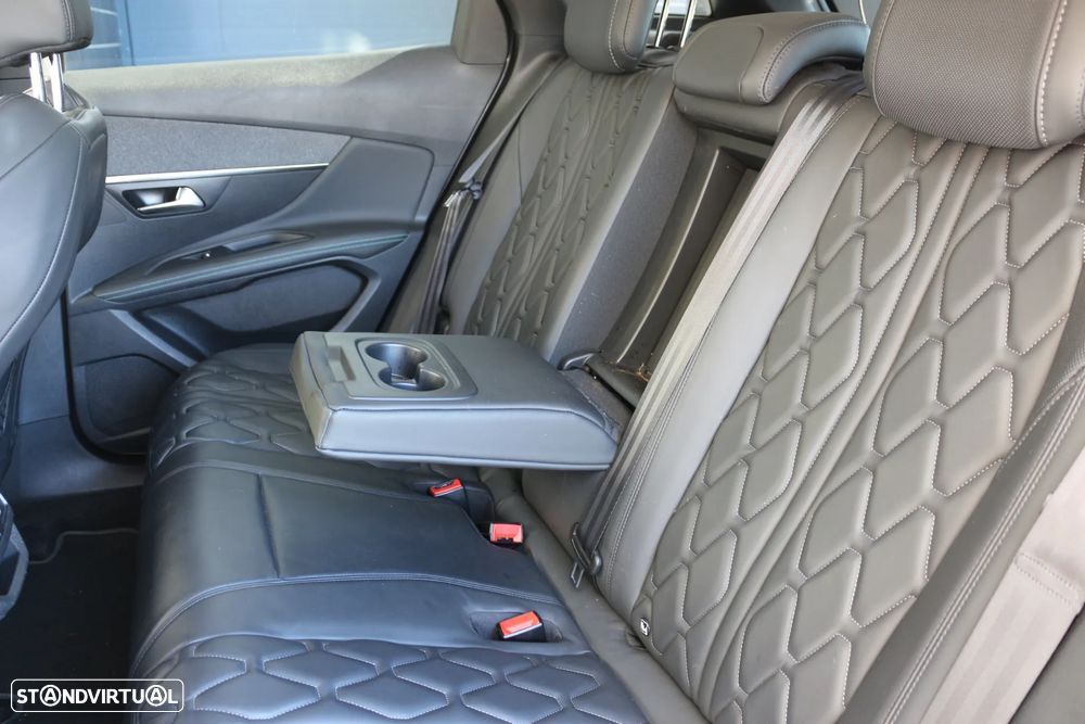 Peugeot 3008 1.6 Hybrid Allure Pack e-EAT8 - 39