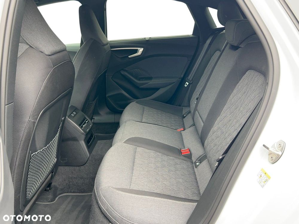 Audi A5 Limousine - 11