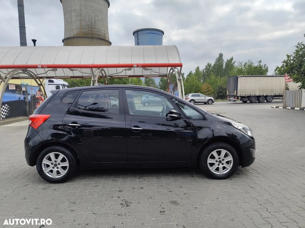 Hyundai ix20 - 12