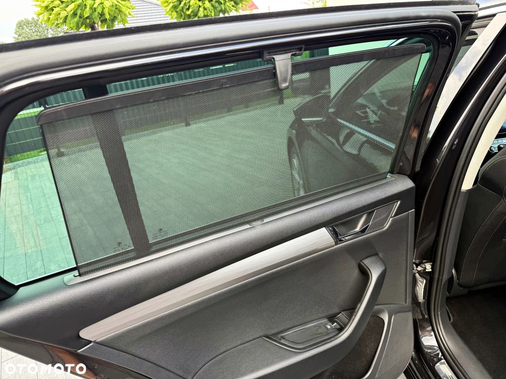 Skoda Superb 1.8 TSI DSG SportLine - 14