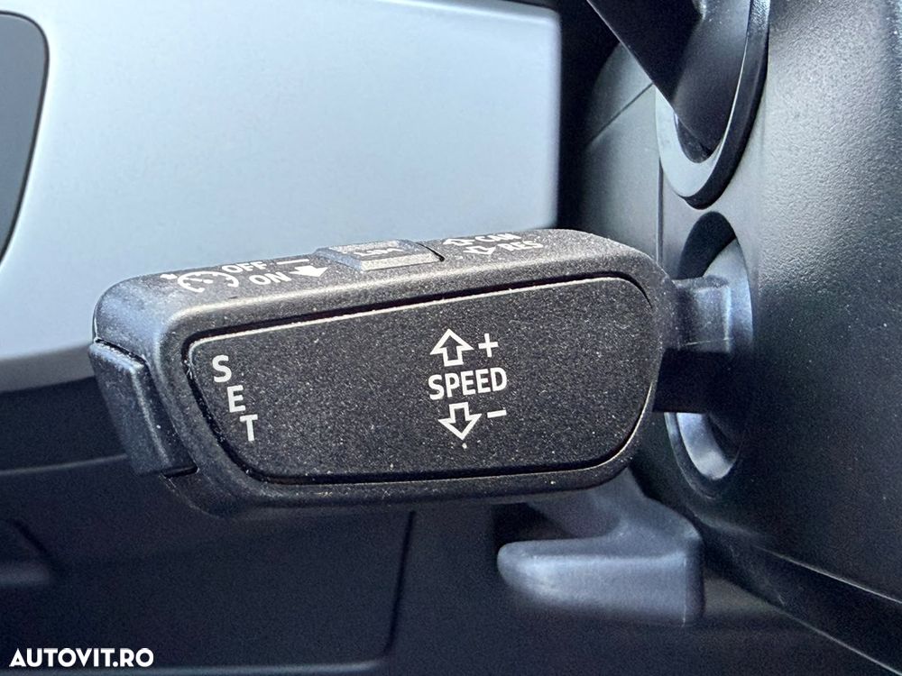 Audi A4 Limuzina 35 TFSI S tronic - 21
