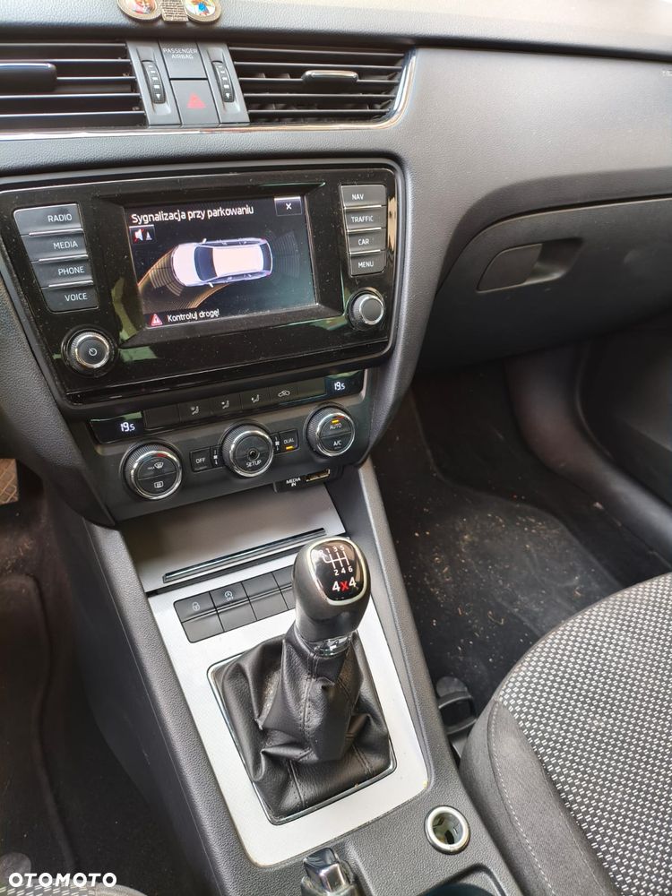 Skoda Octavia 2.0 TDI 4x4 Ambition - 27