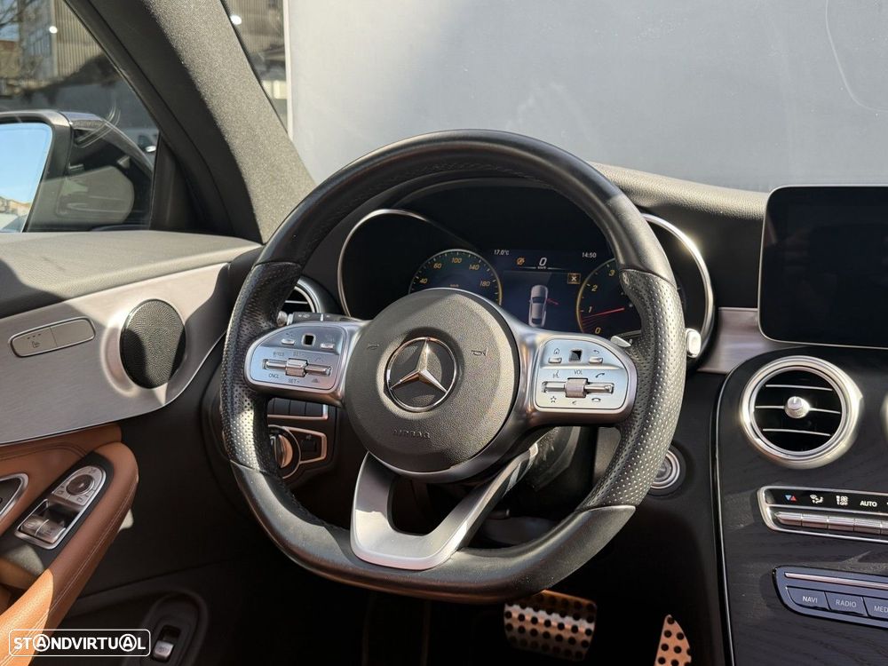 Mercedes-Benz C 180 9G-TRONIC AMG Line - 23