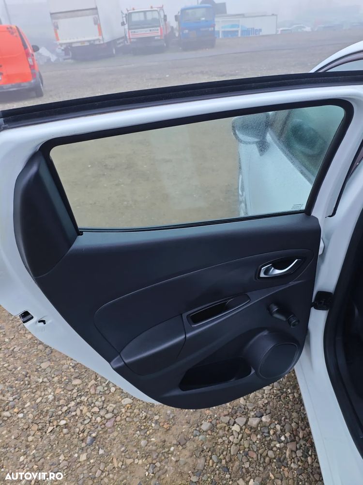 Renault Clio Energy dCi 90 Start & Stop Limited - 29