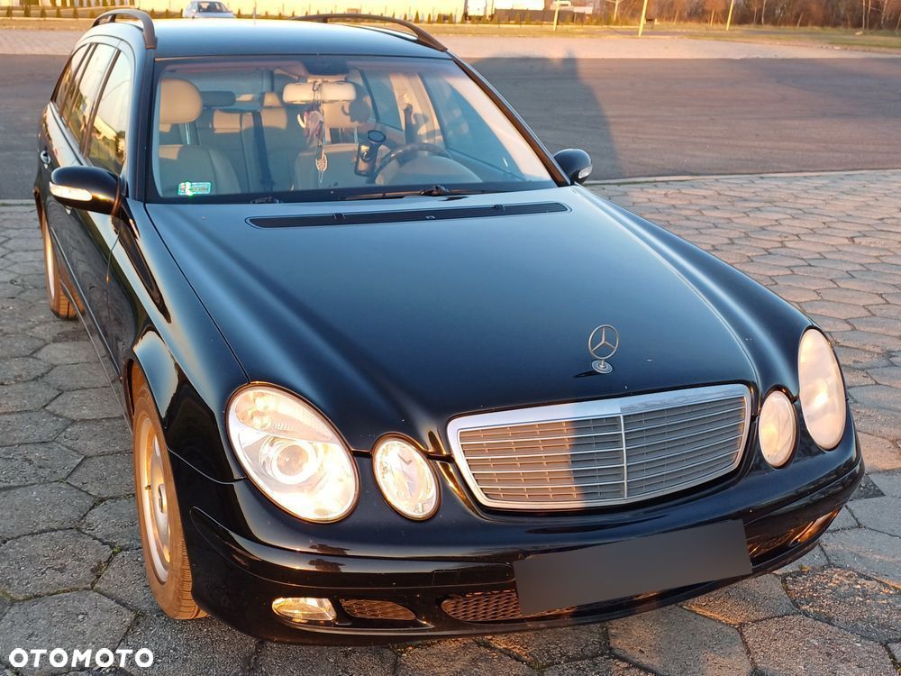 Mercedes-Benz Klasa E 220 CDI T Classic - 1