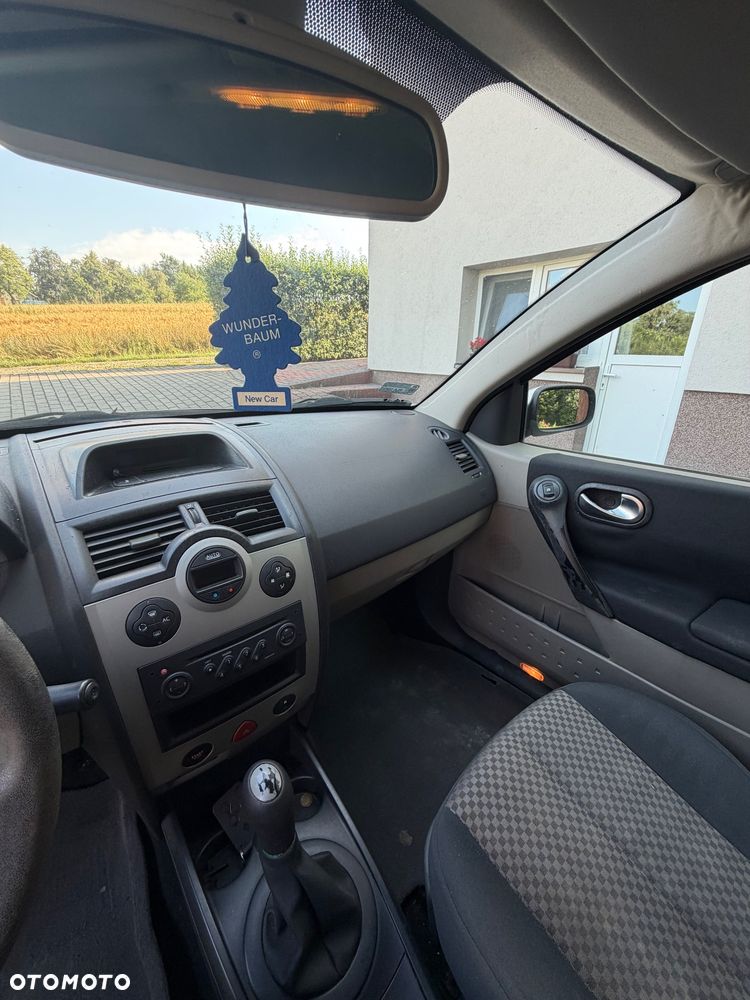 Renault Megane 1.6 Pack Expression - 8