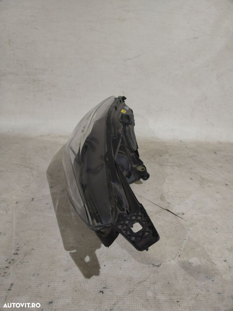 Far stanga Ford Fiesta, 2013, 2014, 2015, 2016, 2017. - 2