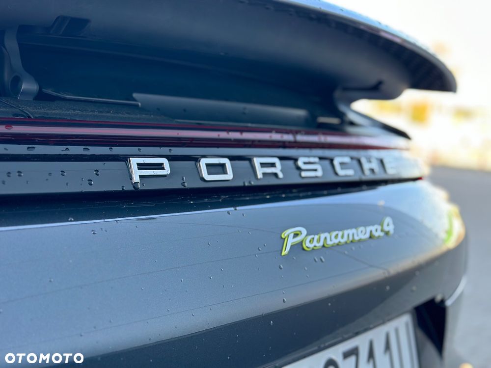 Porsche Panamera 4 E-Hybrid Platinum Edition - 22