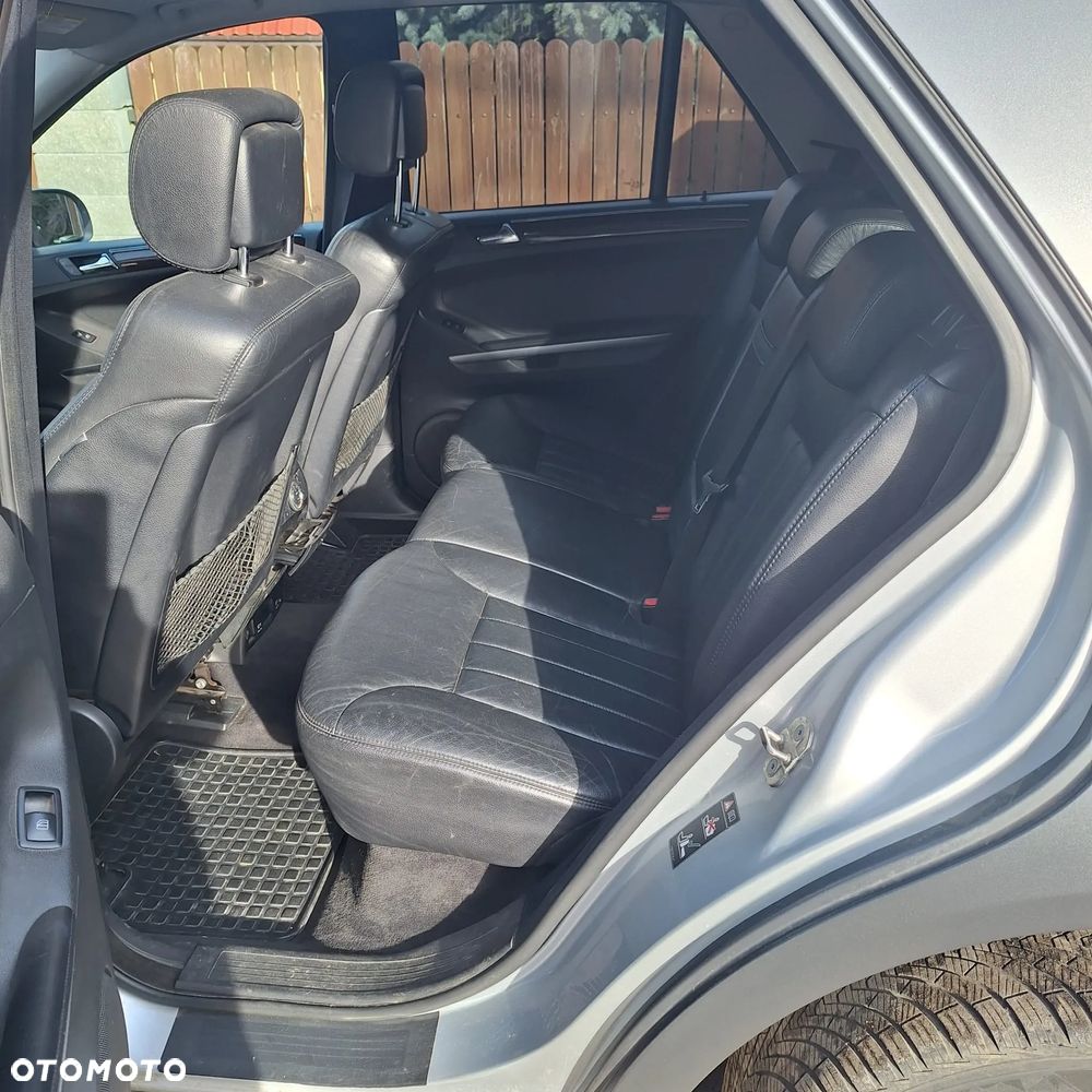 Mercedes-Benz ML 350 4-Matic - 6