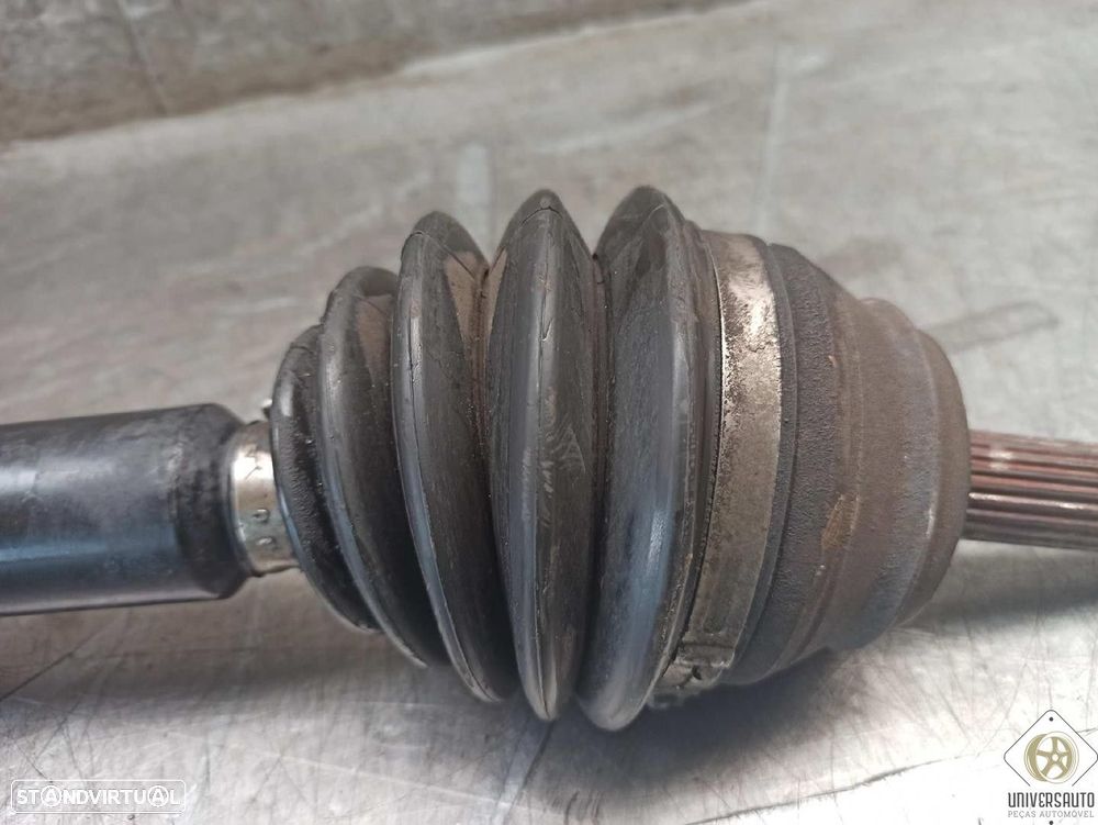 TRANSMISSÃO FRONTAL DIREITA VOLKSWAGEN GOLF III 1997 - 2