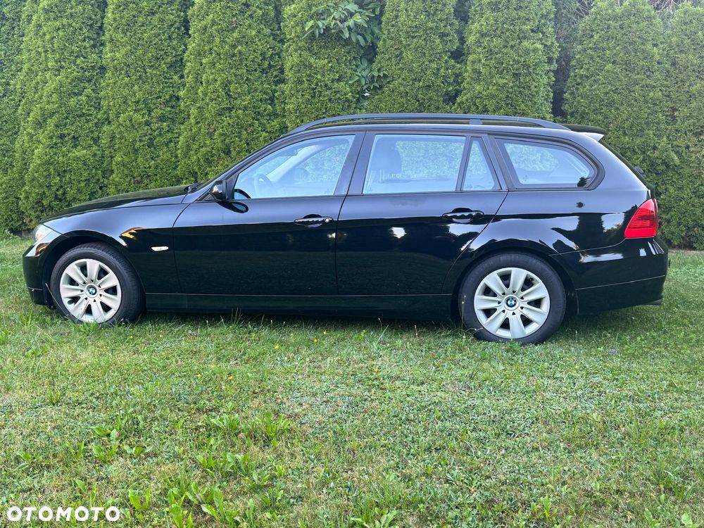 BMW Seria 3 318d DPF Edition Lifestyle - 12